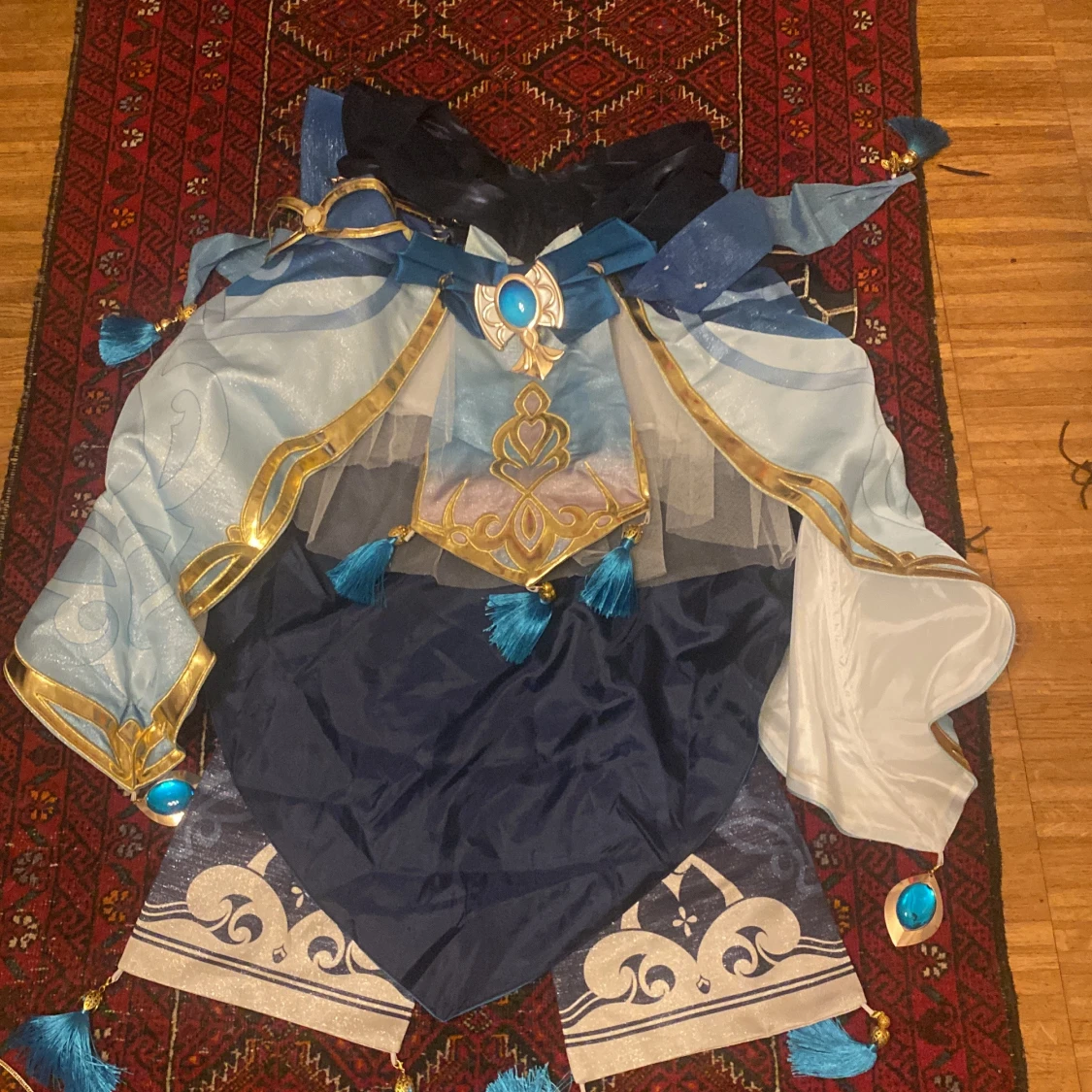 Nilou cosplay från Genshin Impact