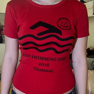 Figursydd t-shirt med tryck - Gullig t-shirt med tjockt material! Figursydd 