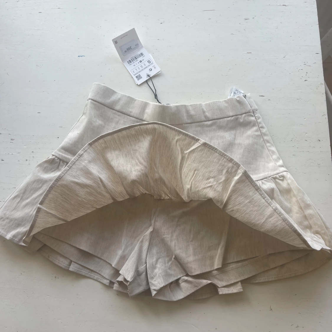 Beige volangkjol - 91