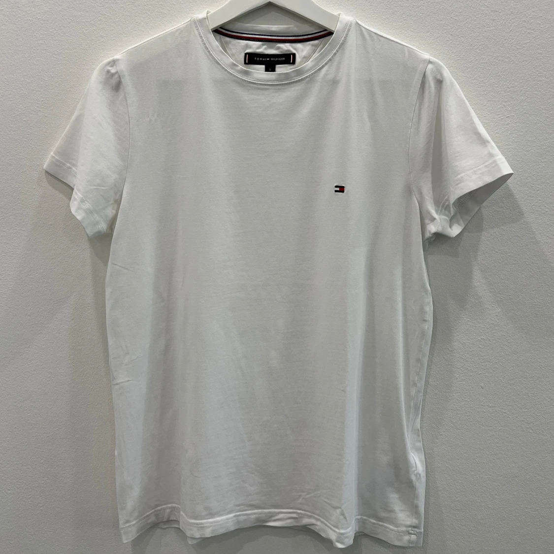 Tommy Hilfiger tshirt  - 90