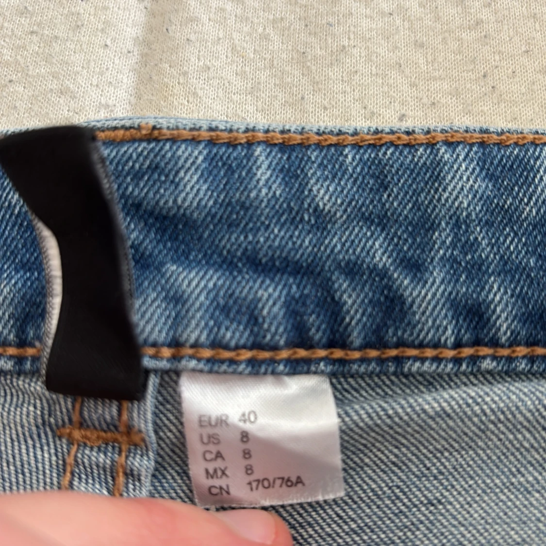 Bootcut jeans från hm - 24