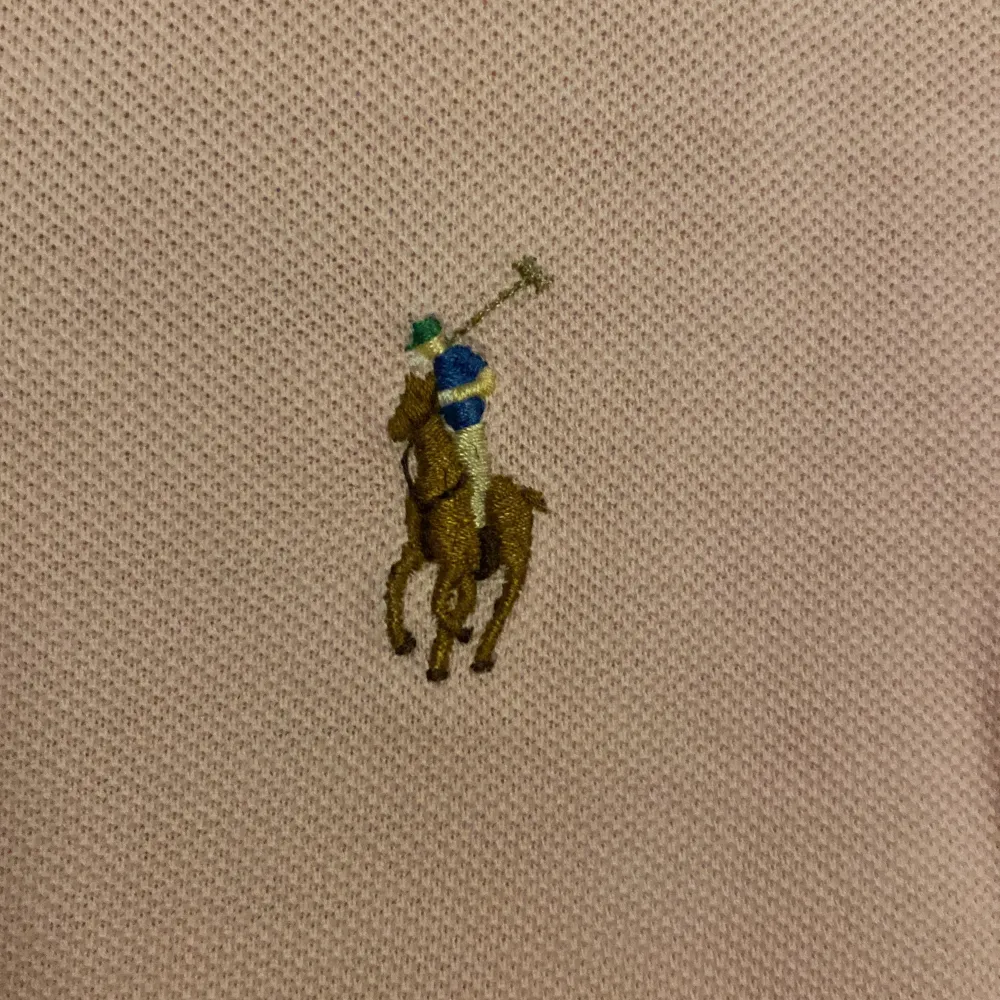 Snygg rosa Ralph lauren skjorta . Skjortor.