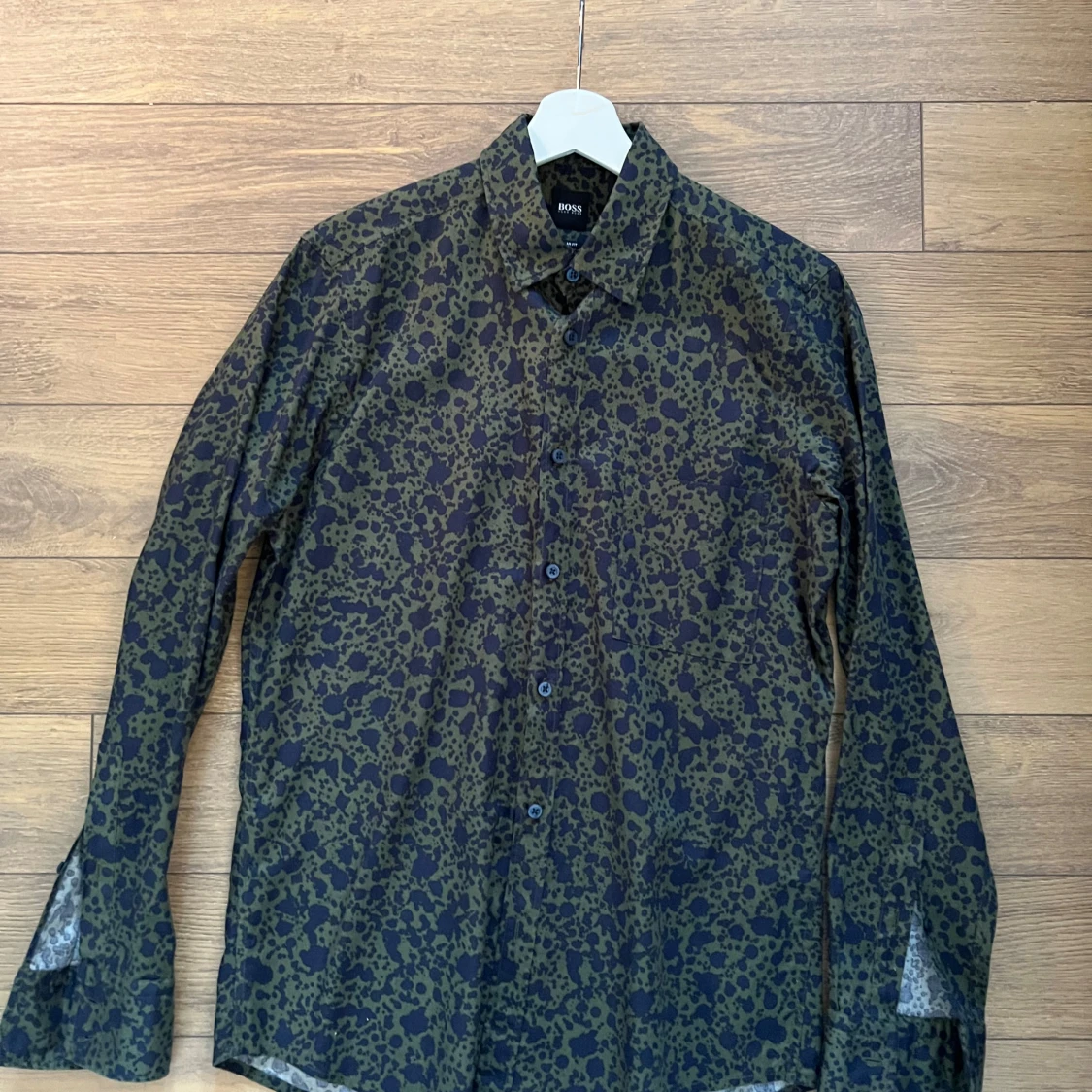 Hugo Boss skjorta - 90