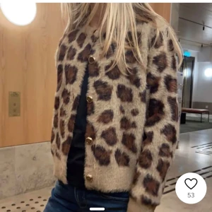 Kofta - Leopardmönstrad kofta ❣️