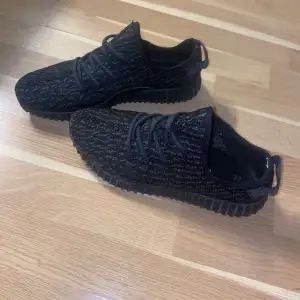 Yeezy skor (replicka) bra kvalite storlek 41