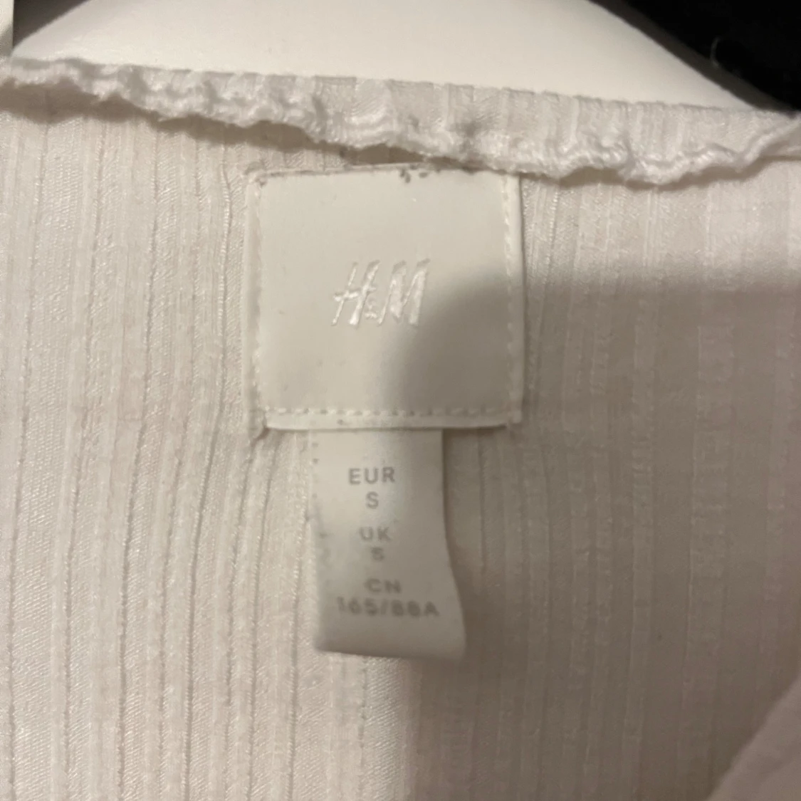 långärmad vit tröja ribbad - 91