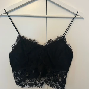 Spetstopp - Jättesnygg spetstopp🎀