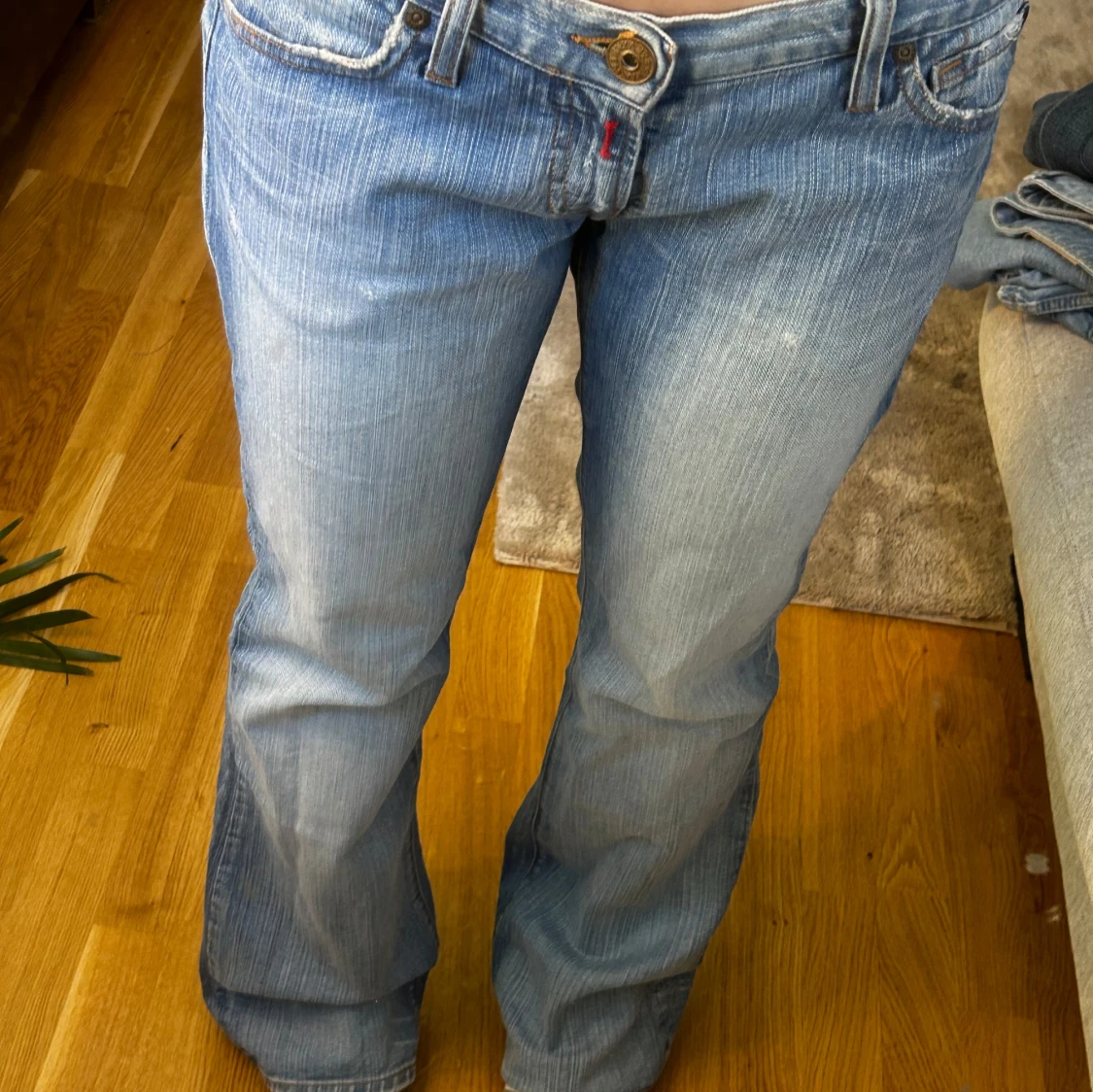 Blå bootcut jeans från Replay - 91