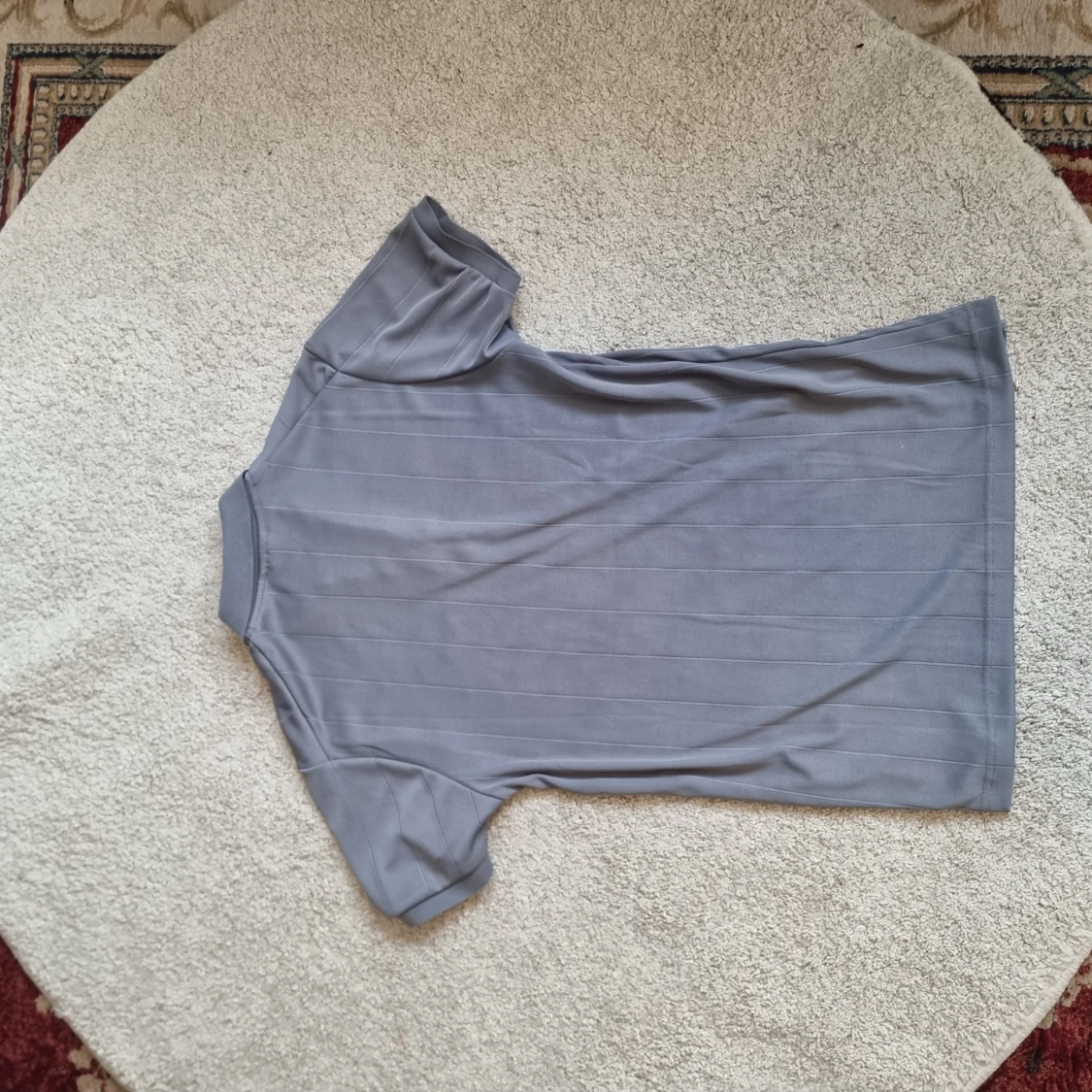 Grå slim fit topp från Smog - 90