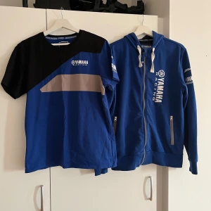 Yamaha kläder - Yamaha kläder. T-shirt och zip hoodie storlek M