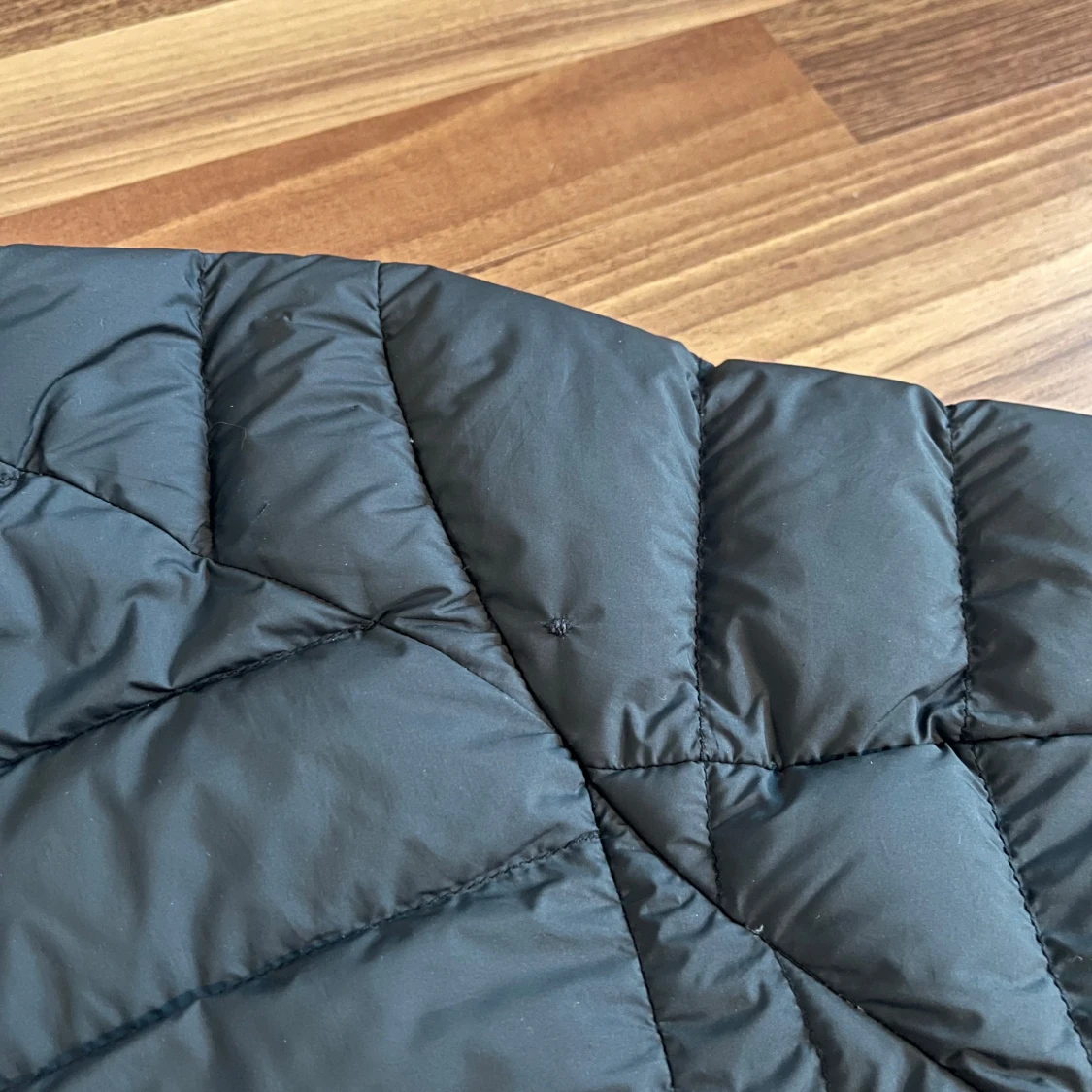 Svart dunjacka från Parajumpers - 93