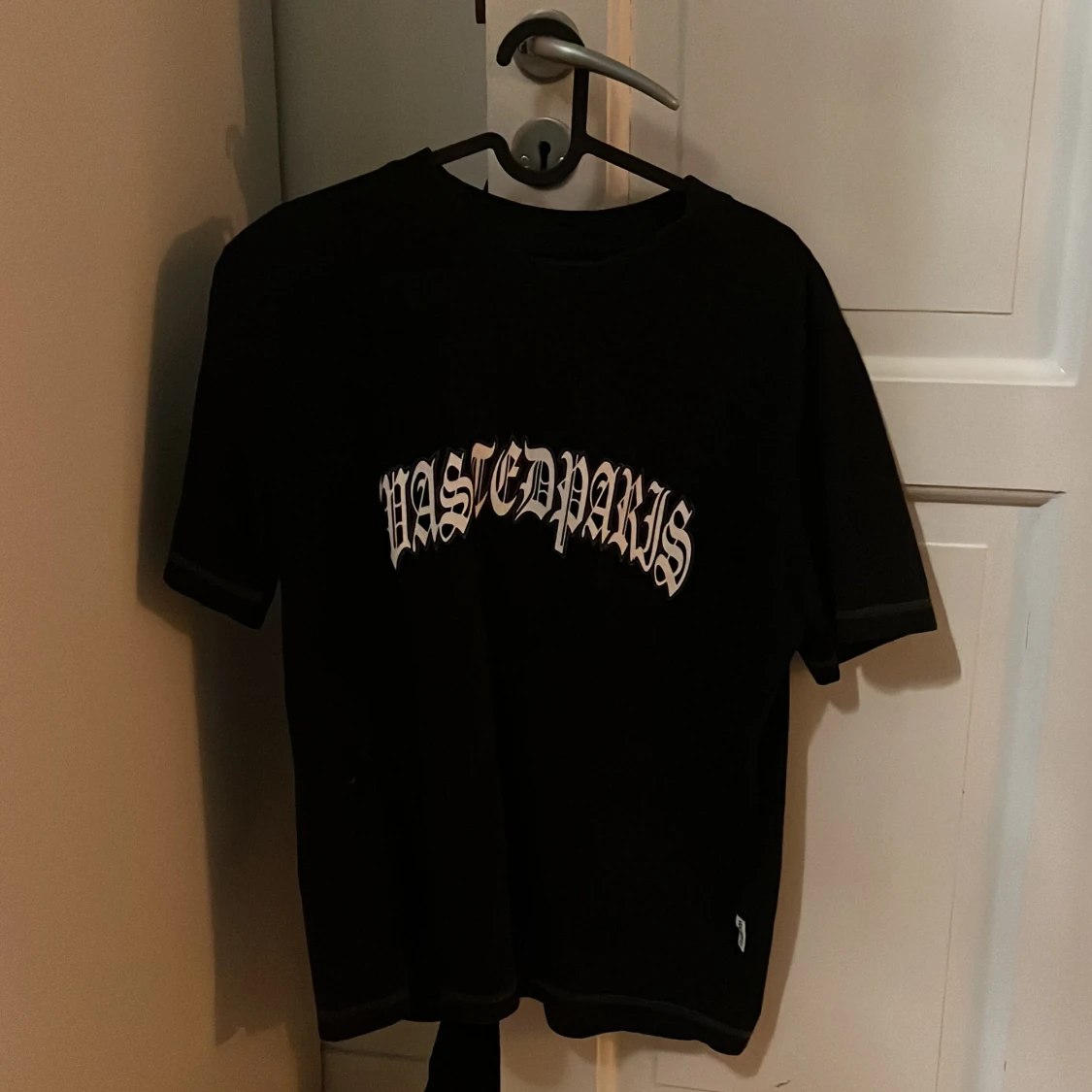 Svart t-shirt från Wastedparis