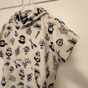 Tunika - Knappt använd 