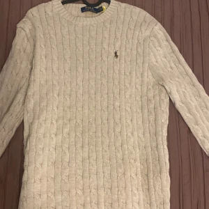 Ralph lauren stickad  - Jätte bra skick/som ny storlek M men passar även S