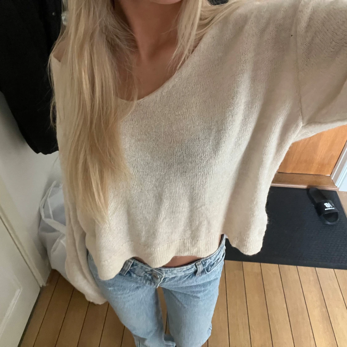 Beige stickad tröja - 90