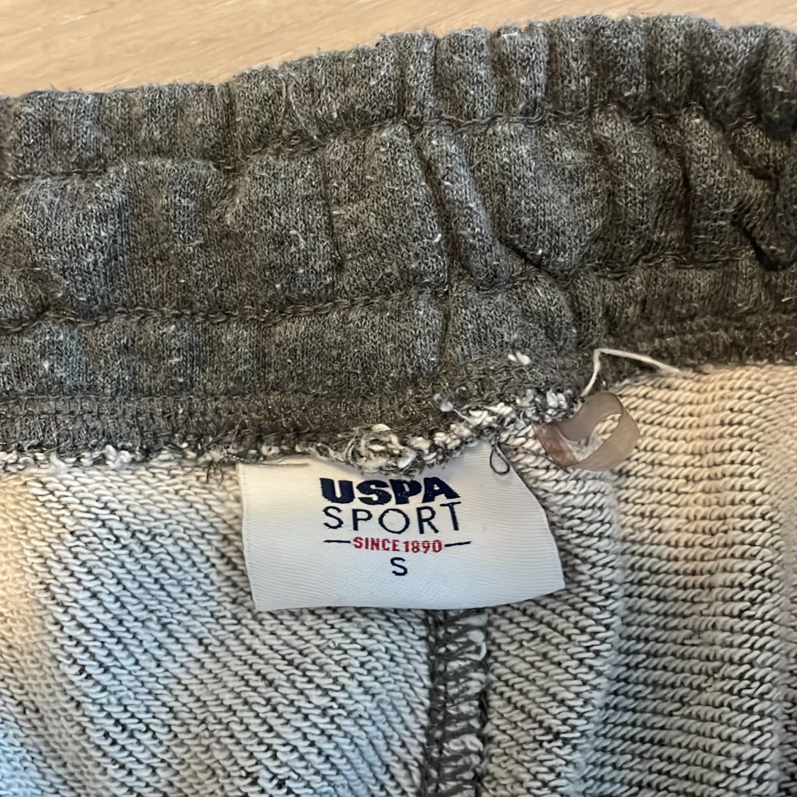 Grå mjukisbyxor från USPA Sport - 2