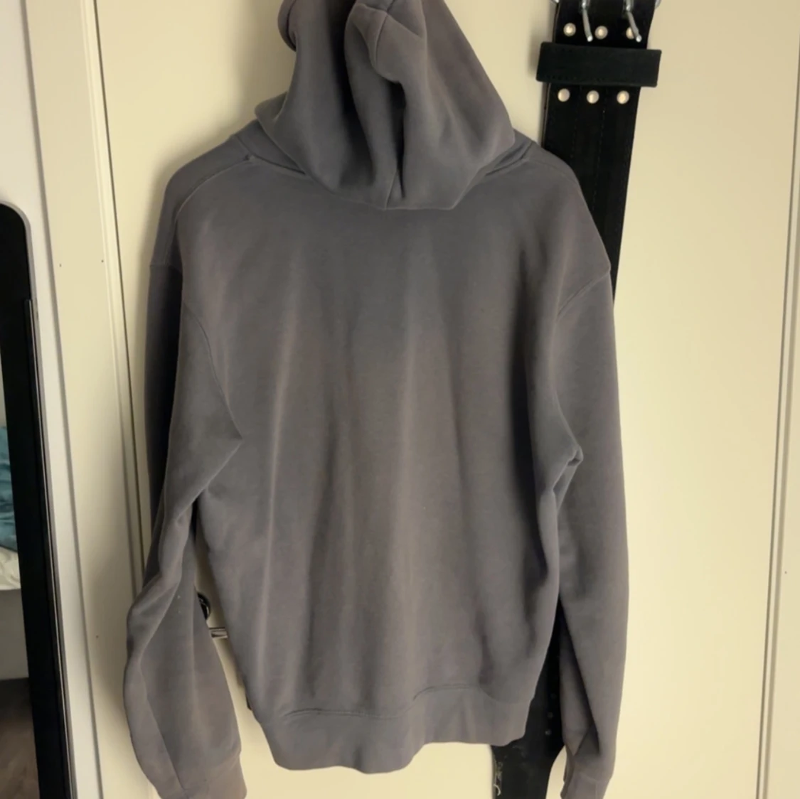 Grå One Of One hoodie - 1