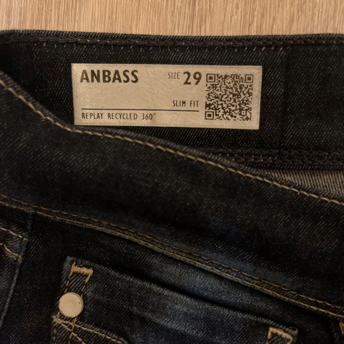 Mörkblå jeans från Replay - 1