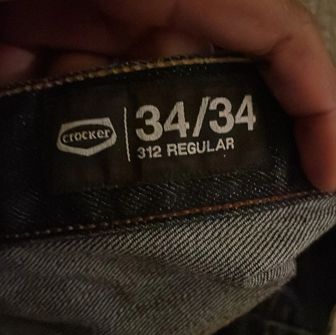 Mörkblå jeans från Crocker - 3