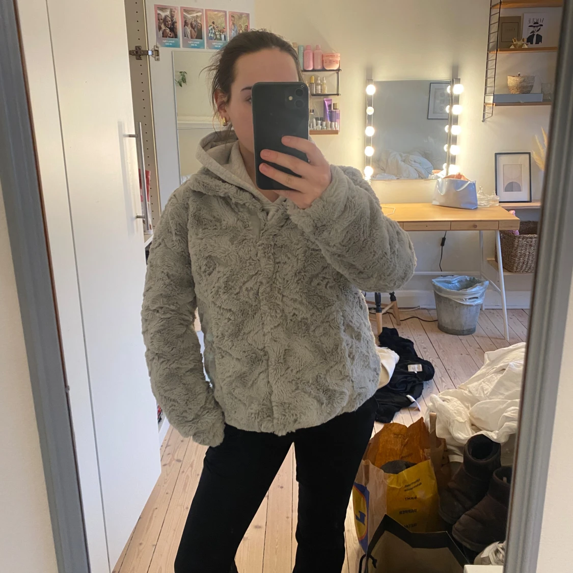 Grå pälsjacka  - 2