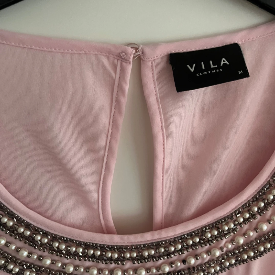 Rosa ärmlös topp från Vila - 1