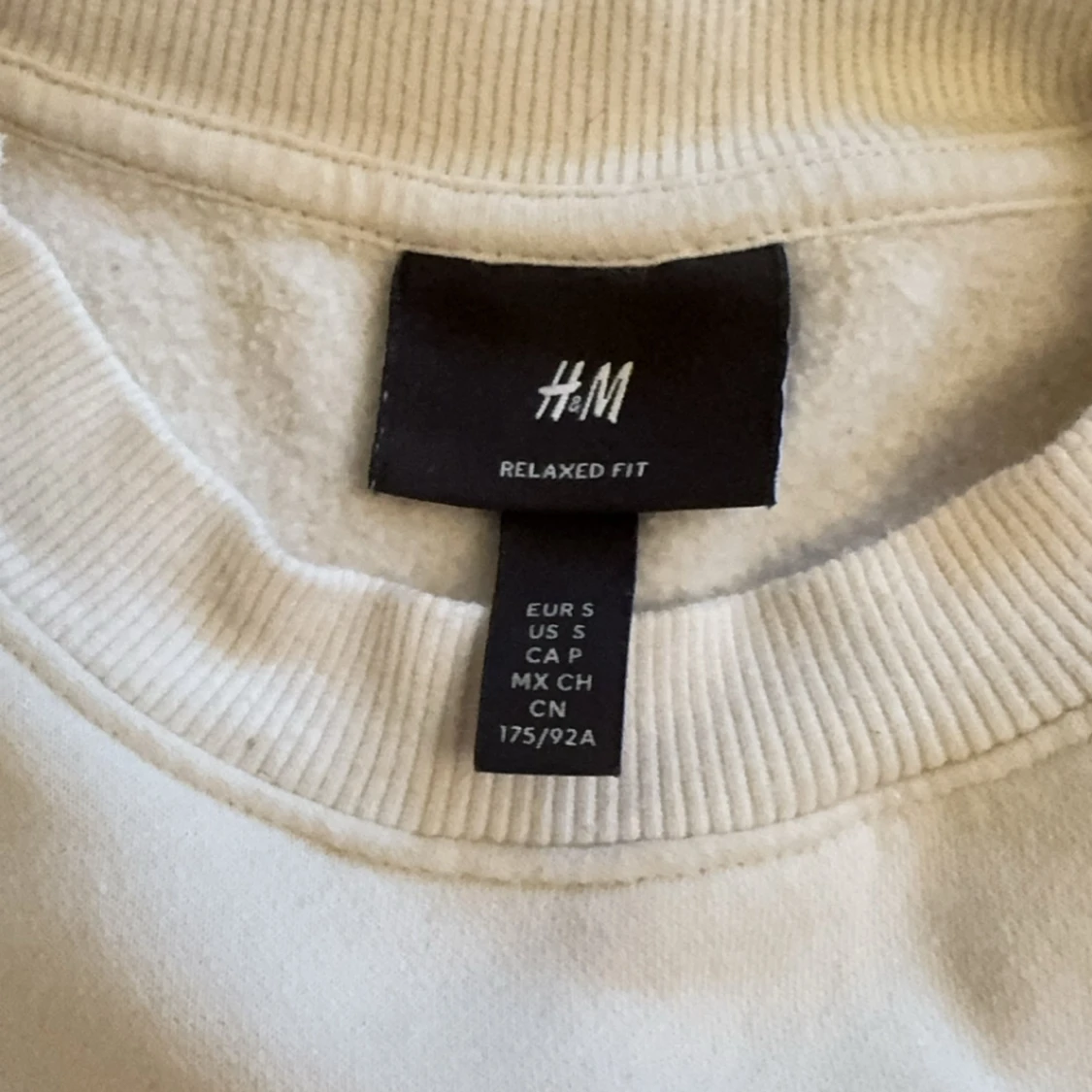 Vit sweatshirt från H&M - 2