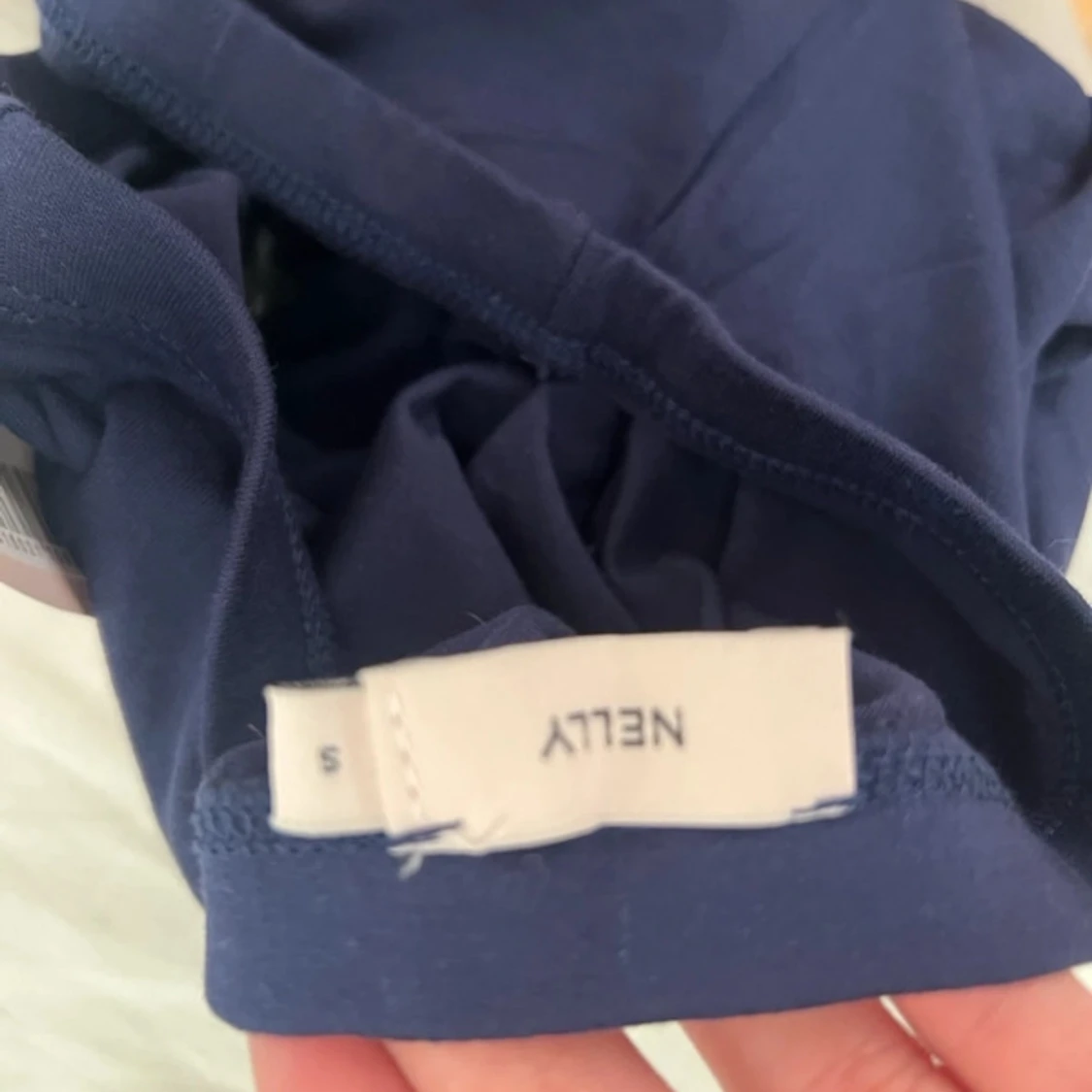 Mörkblå långkjol från Nelly - 2