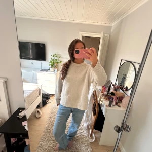 Vit stickad tröja - Vit stickad tröja från Zara