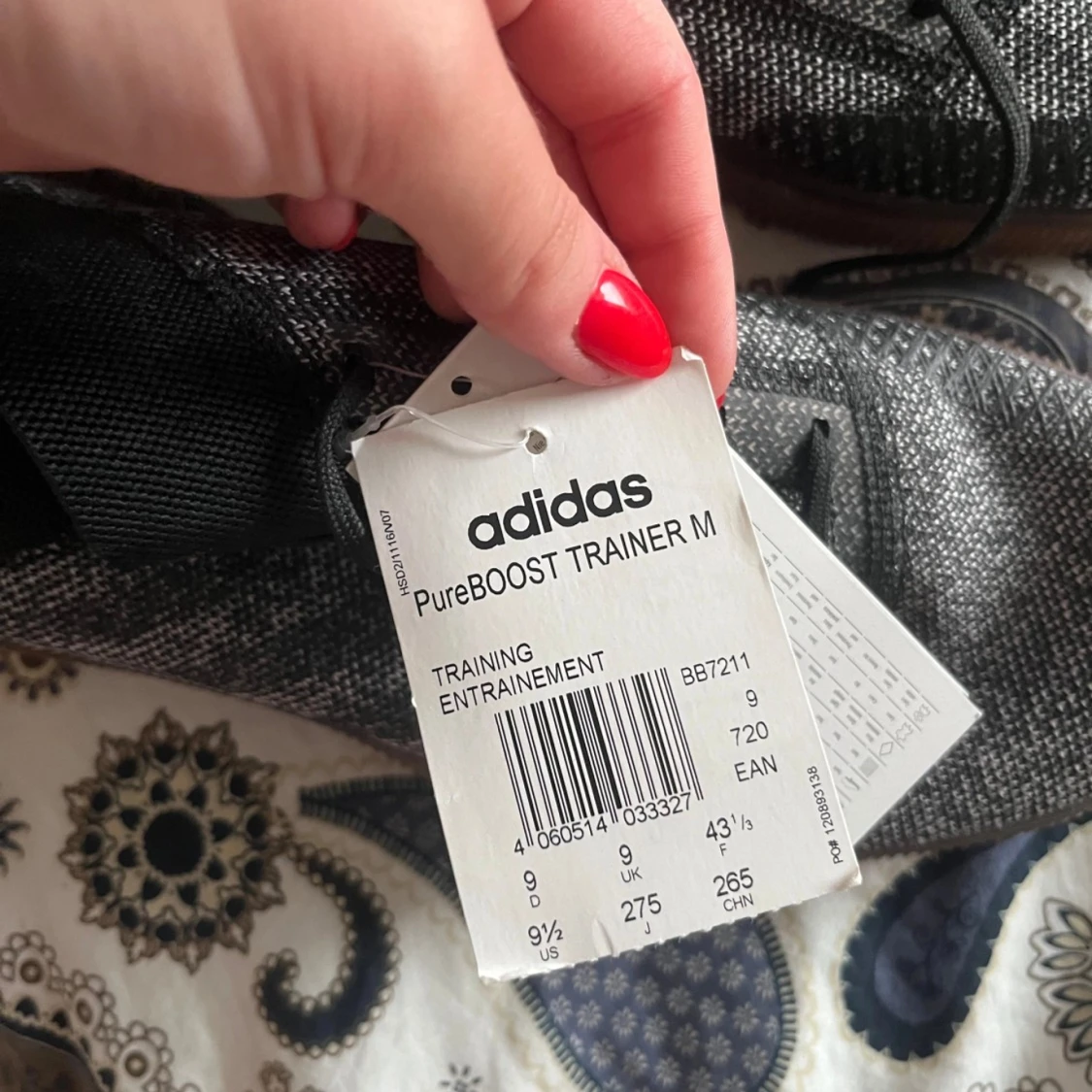 Adidas träningsskor - 91