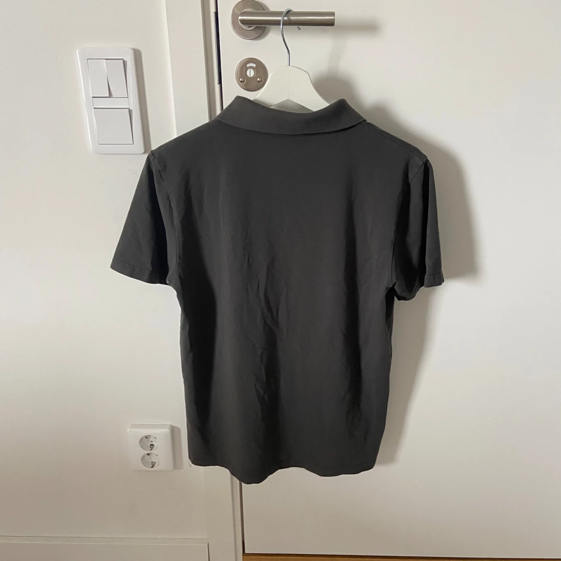 Filippa K piké  - 90