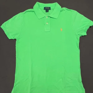 Ralph Lauren polo/pike - Säljer en fräsch Ralph Lauren pike i barnstorleken L, motsvarar XXS/XS ungefär.