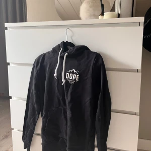 Dope  - Slutsålda Dope hoodin!