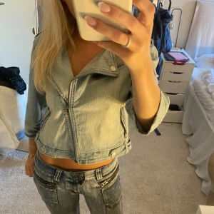 Trekvartsärmad jacka - Trekvartsärmad vintage jeans jacka