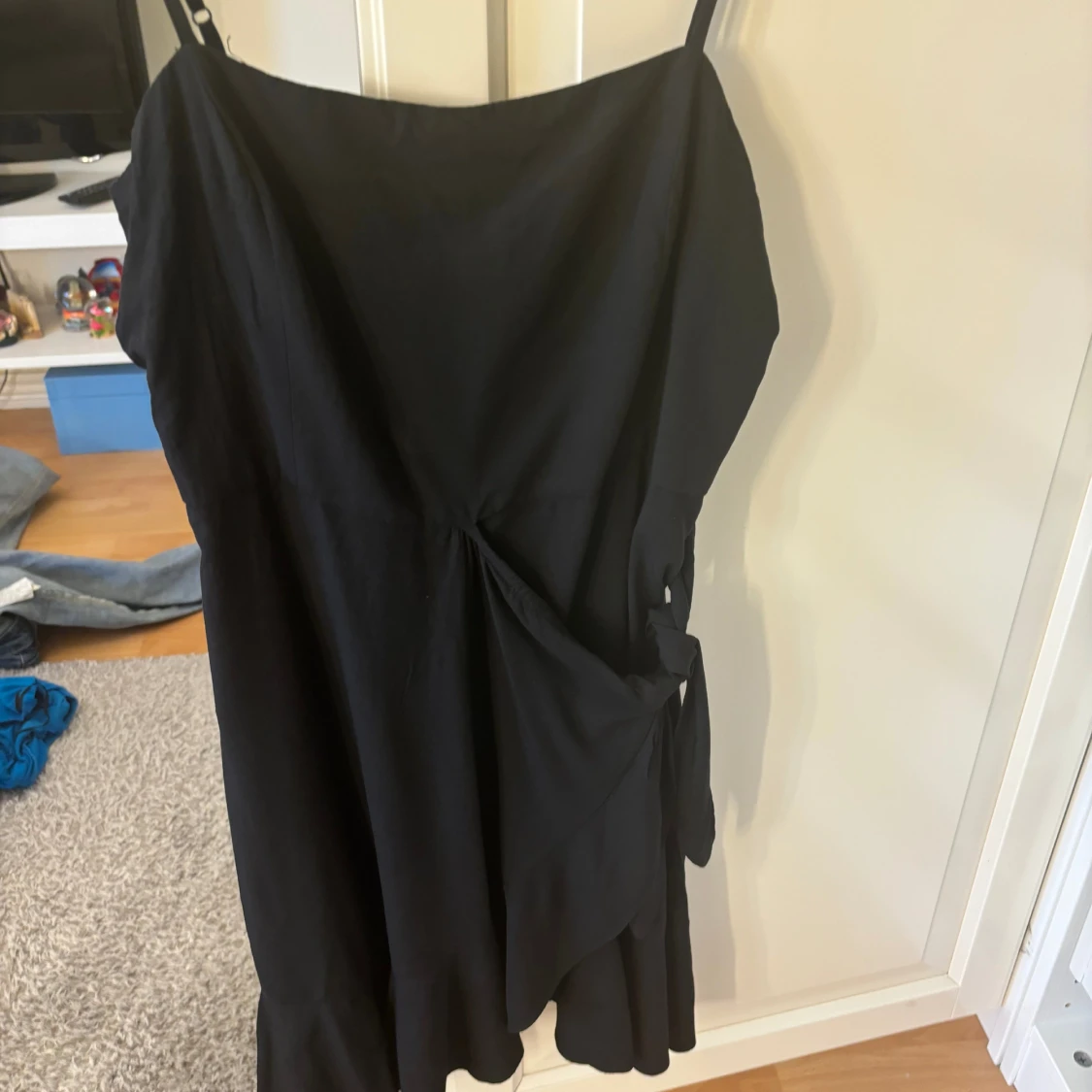 Kort svart klänning  - 91