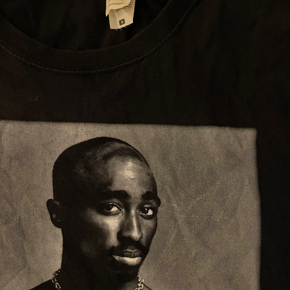 Asfet 2pac t-shirt i utmärkt skick☺️. T-shirts.