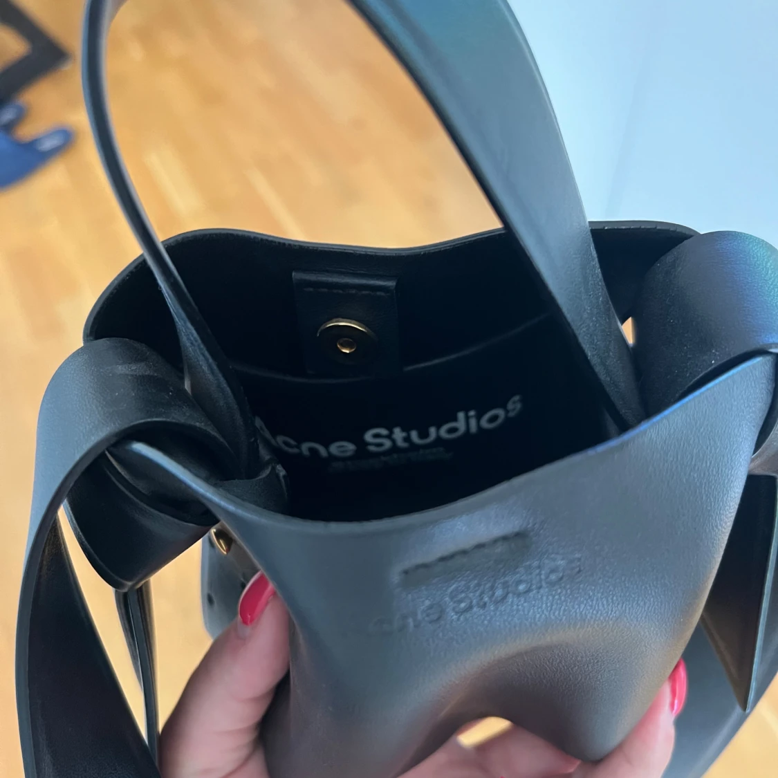 Acne Studios Musubi - 90