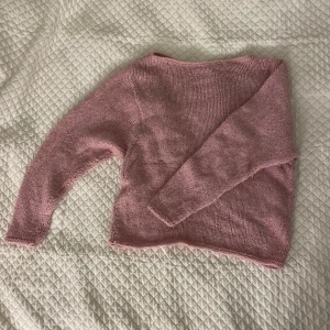 Rosa stickad tröja - Passar XS-S