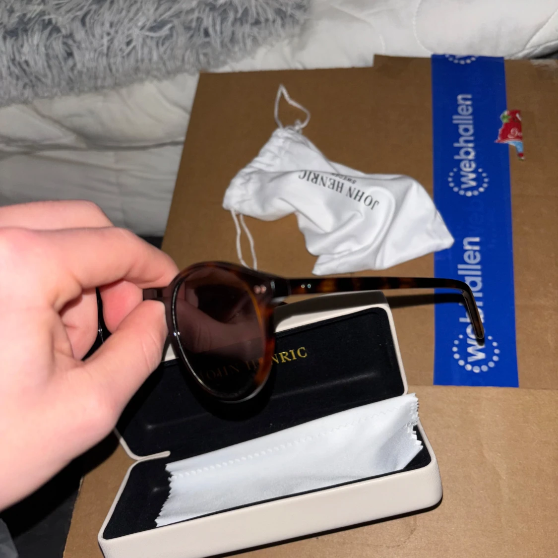 Solglasögon från John Henric - 91