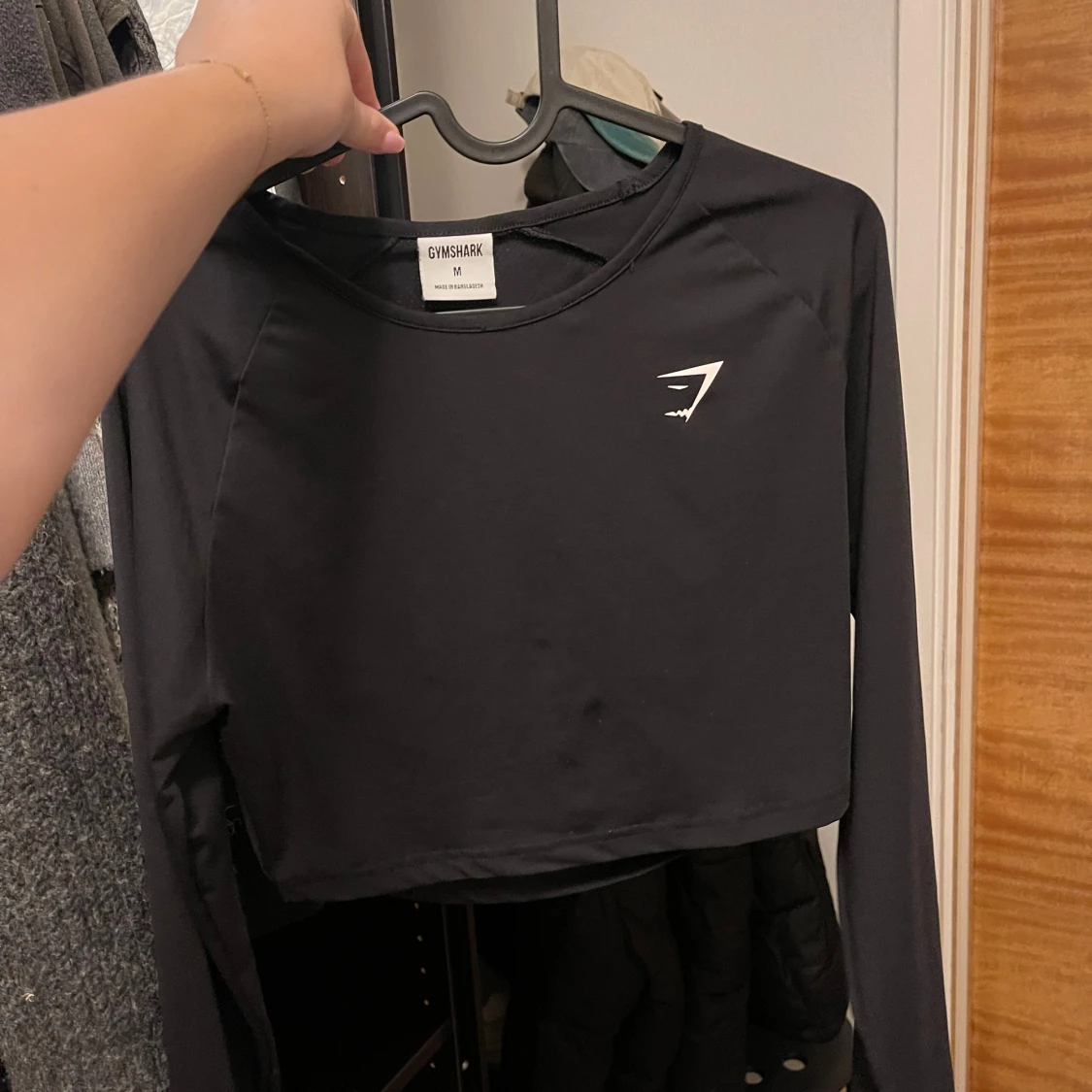 Svart croppad långärmad topp från Gymshark