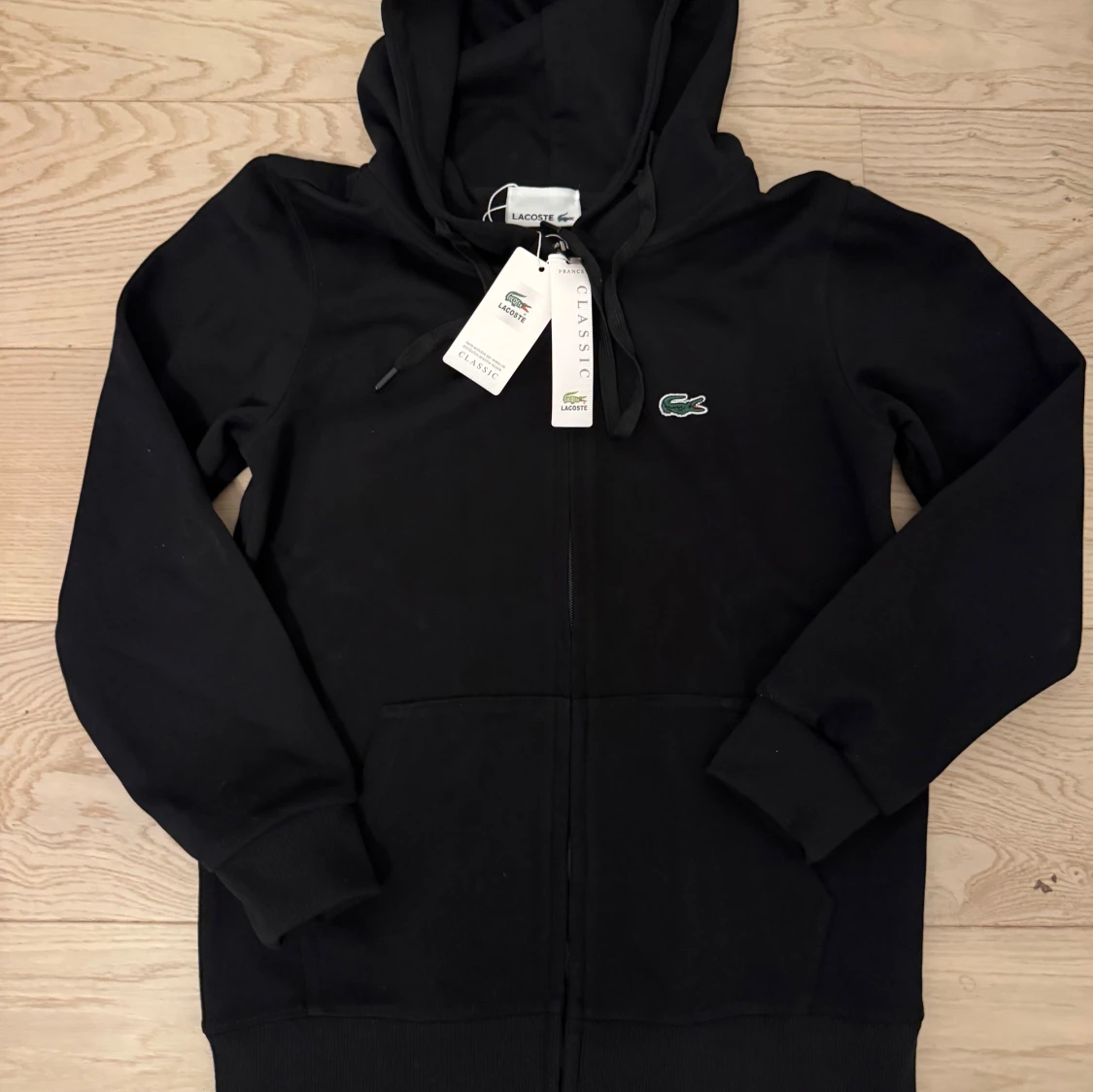 Lacoste Zip Up Hoddie - 90