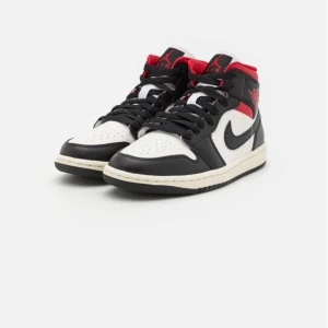 Priset kan diskuteras, använda från maj till juni  - Skor 