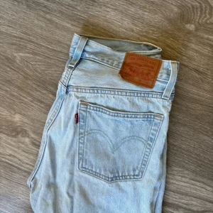 Levis jeans  - Levis jeans 501 w26l28
