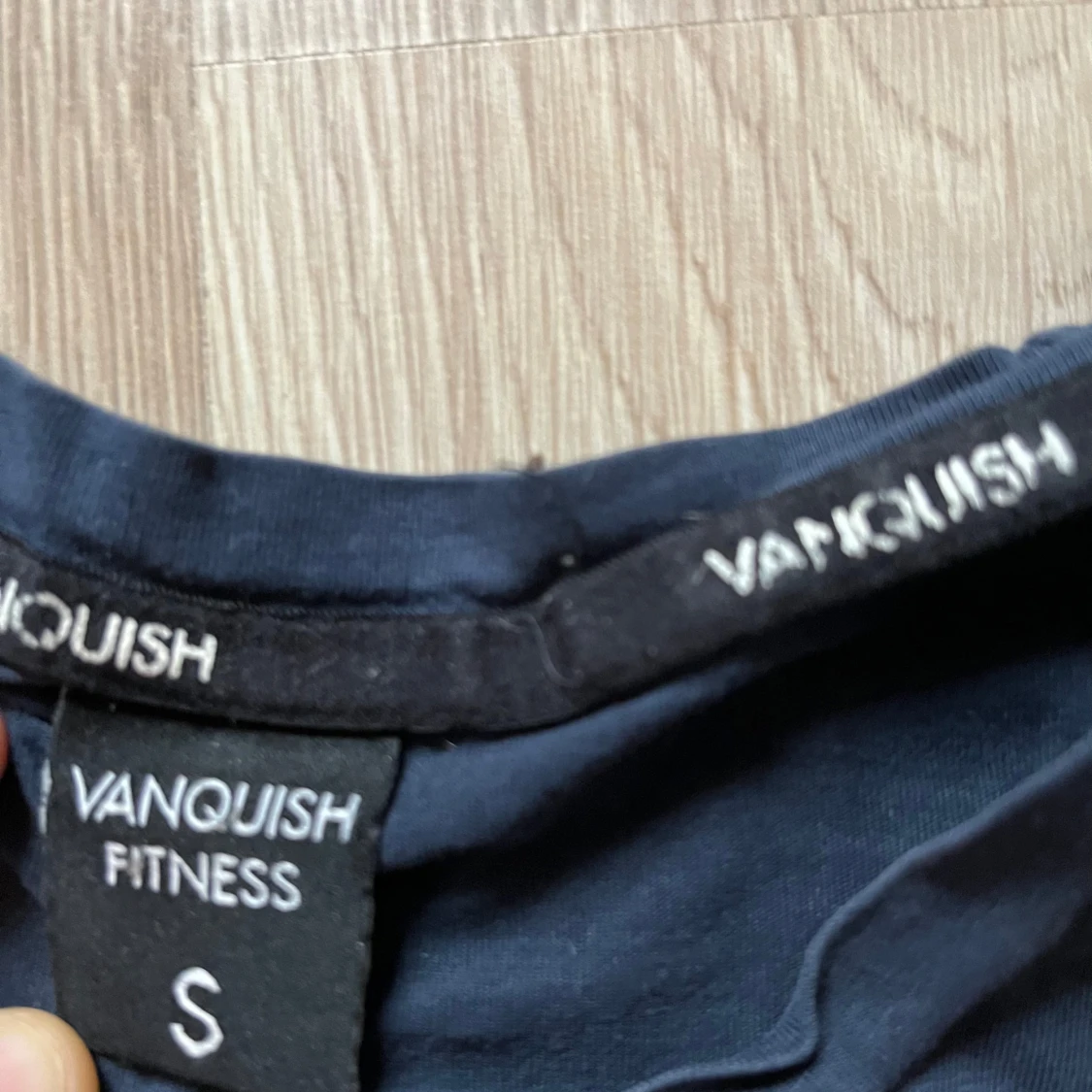 Marinblå tshirt - 90