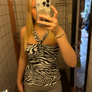 Zebra topp - Jätte fin zebra topp aldrig använt 