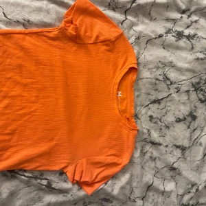 Tröja new yorker  - Använd 1 gång, från new yorker. Köpt för 79.