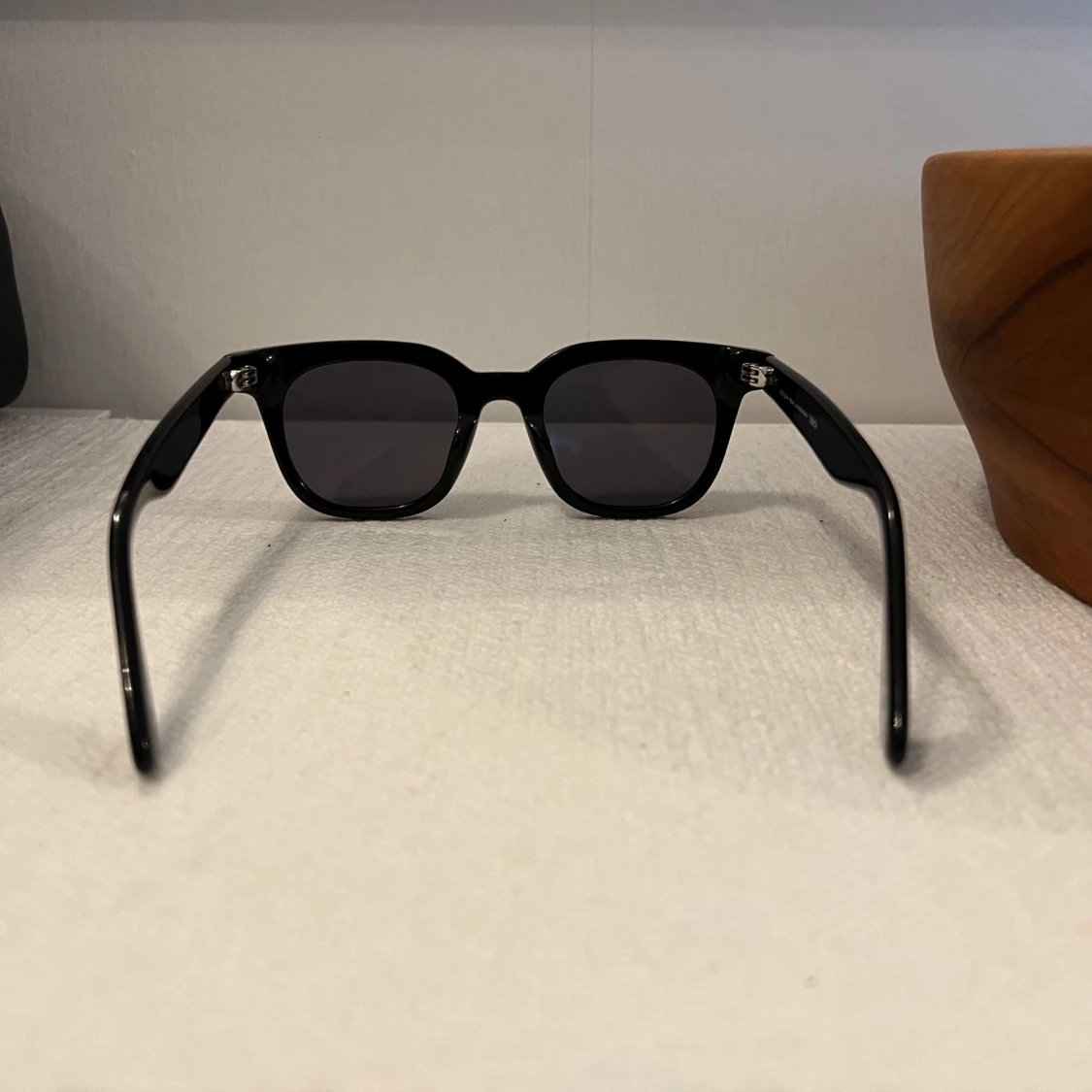 Svarta solglasögon från Marc - 90