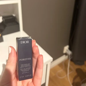 Dior foundation  - Mini foundation från dior  Aldrig använt 