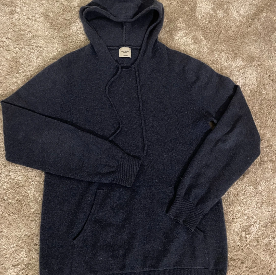  Cashmere hoodie 