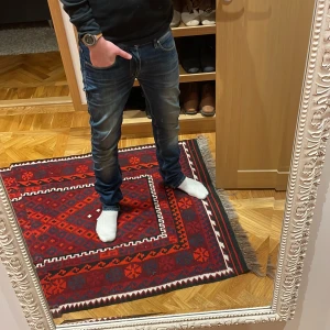 Blå jeans från Acne Studios - Säljer ett par snygga blå jeans från Acne Studios. De är i perfekt skick. Nypris ungefär 2-3 tusen. Pris går att diskutera. Det är bara att skriva om ni har några frågor eller liknande!😁