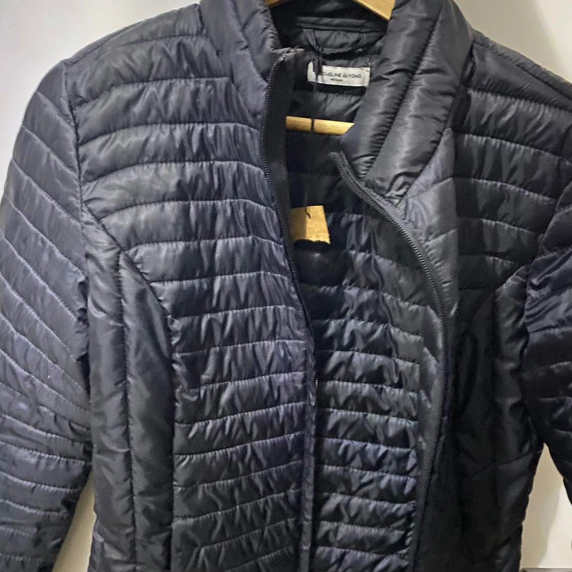 Svart quiltad jacka - 91